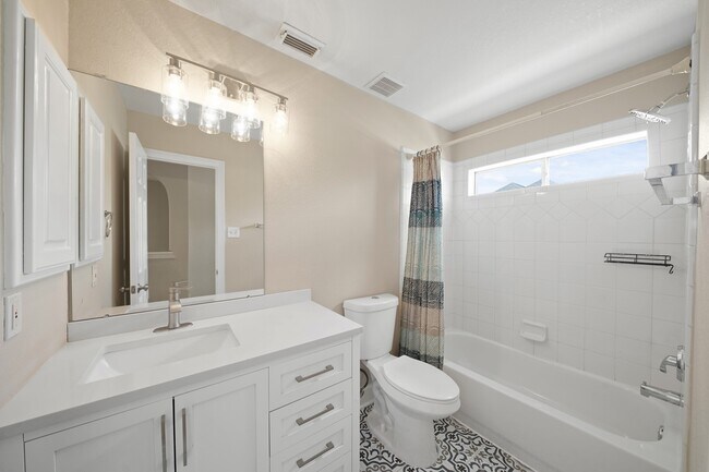 Building Photo - 16007 Berkshire Manor Ln