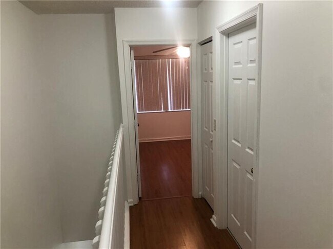 Building Photo - 6756 Sienna Club Dr