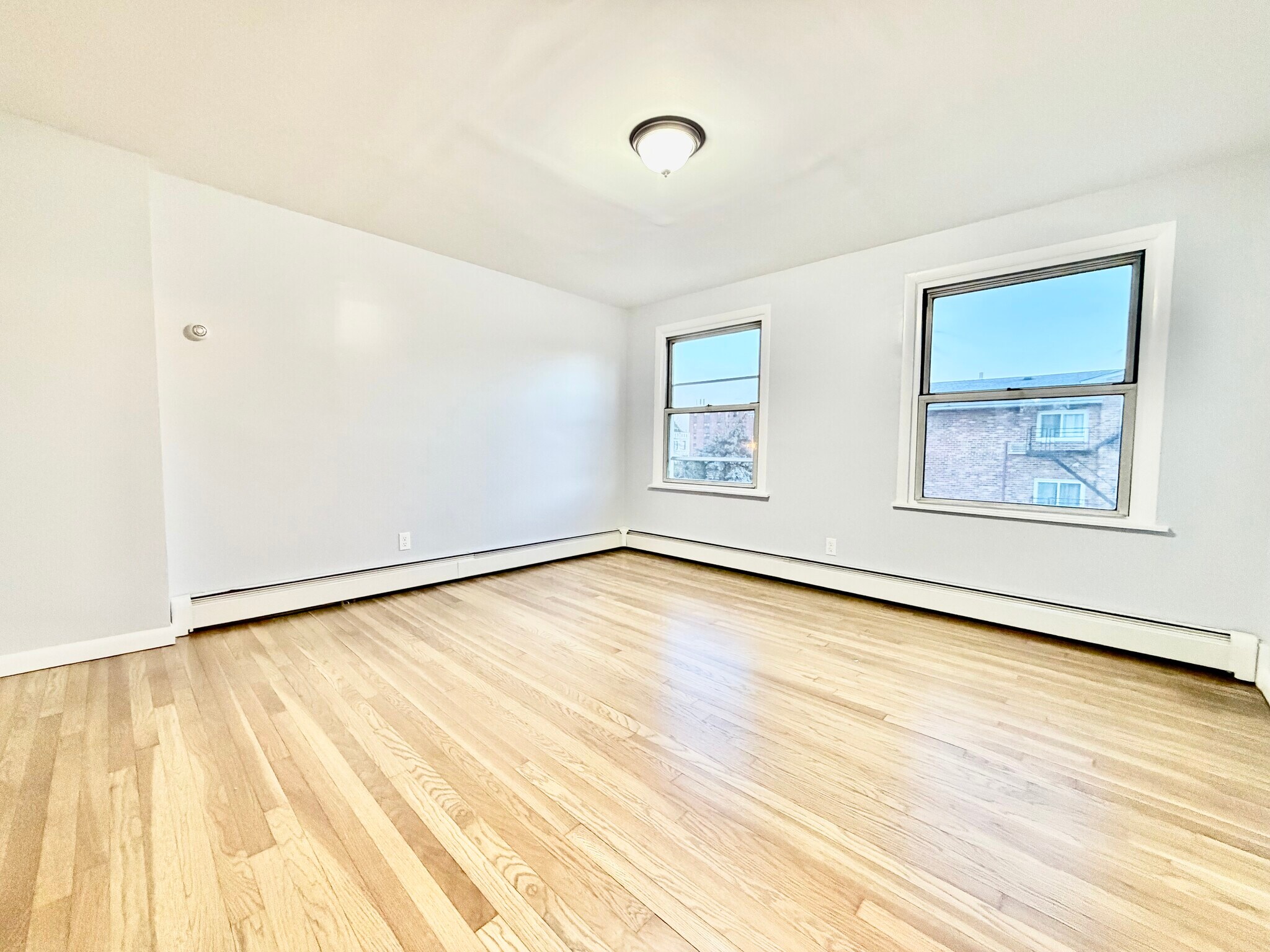 Building Photo - 29 Lee Ct