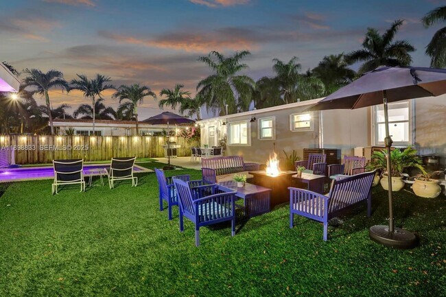 Building Photo - 1124 NE 6th St