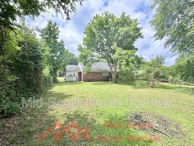 Building Photo - 6498 Birkenhead Rd