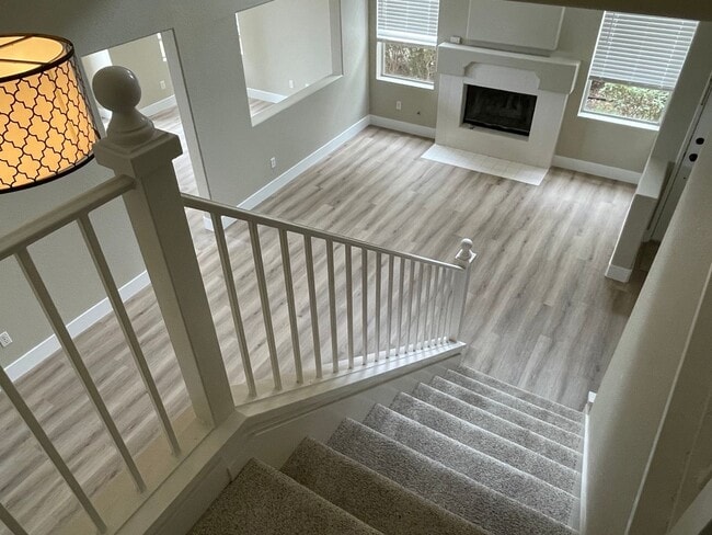 Building Photo - Del Mar Single Family Home- Just in Time for Summer!