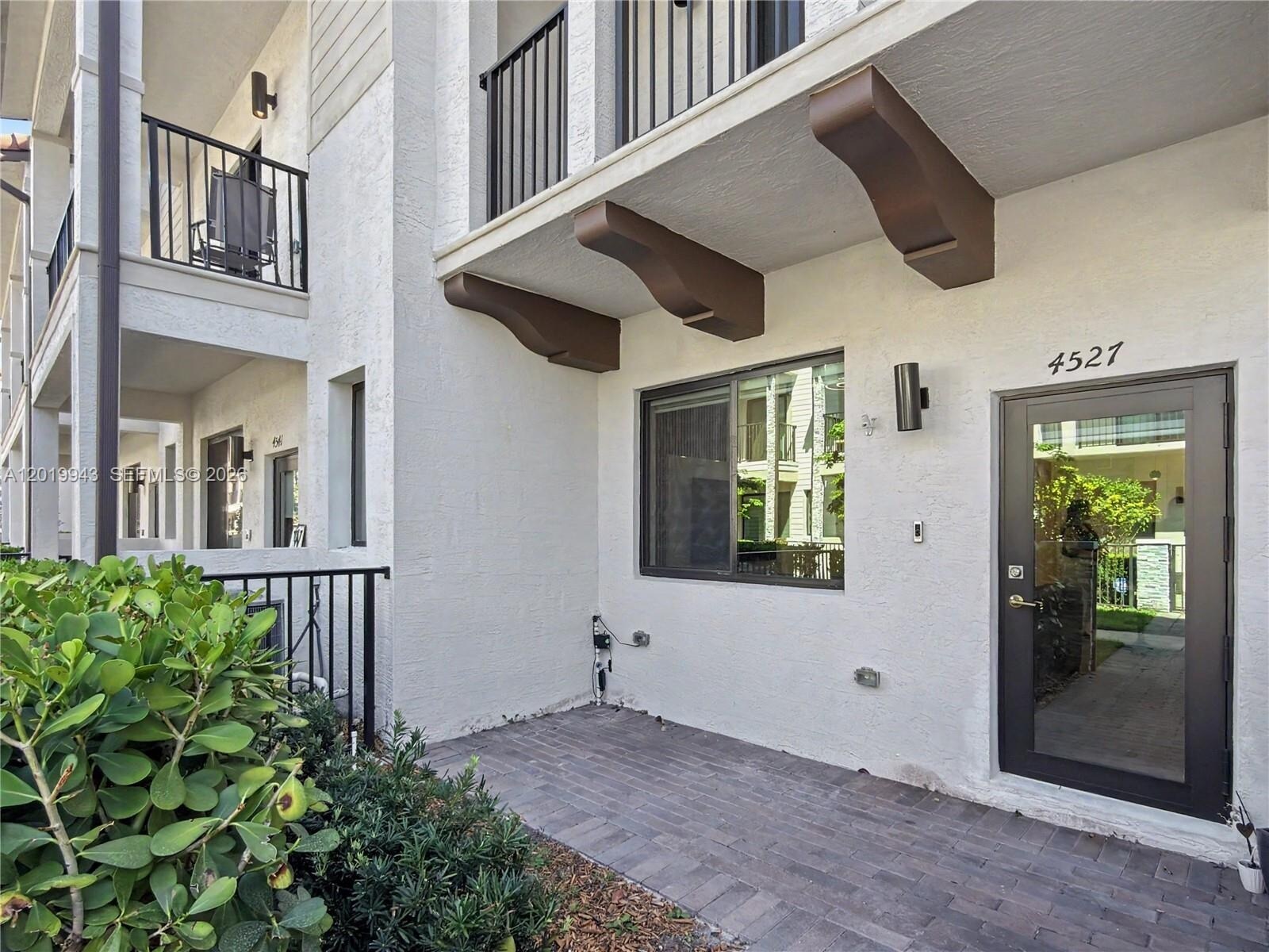 Building Photo - 4527 NW 83rd Path