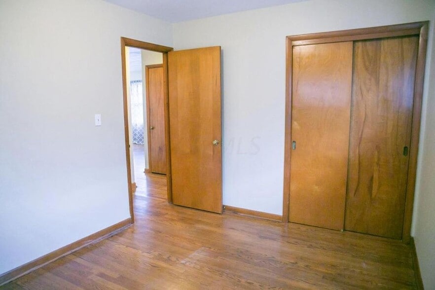 Building Photo - 1306 Zettler Rd