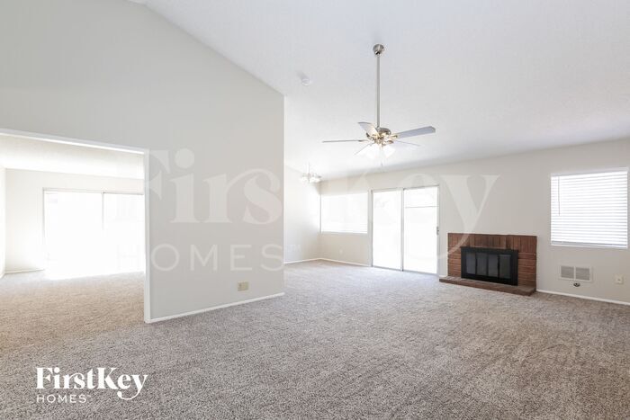 Building Photo - 6562 Appletree Cir