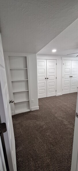 Bedroom 2 - 704 N Bennedict Dr