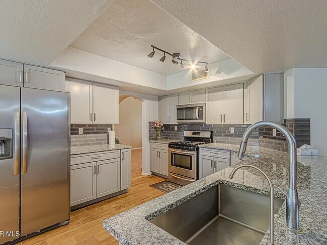 Building Photo - 6088 Los Siglos Dr