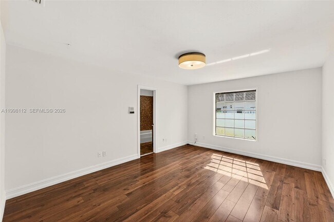 Building Photo - 3000 SW 130th Ave