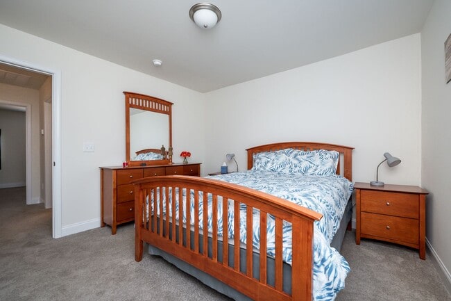 Building Photo - 2 Bed, 1.5 Bath Townhome in Downtown Easley is Available