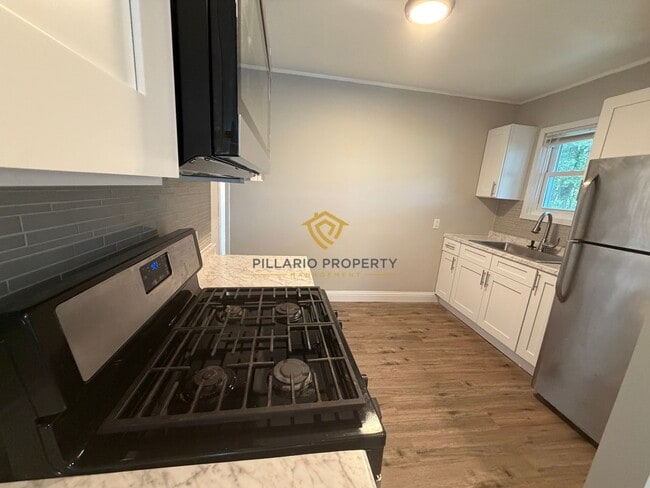 Building Photo - Newly Renovated 3-Bedroom Home Minutes from the Fairgrounds | Modern Finishes Throughout