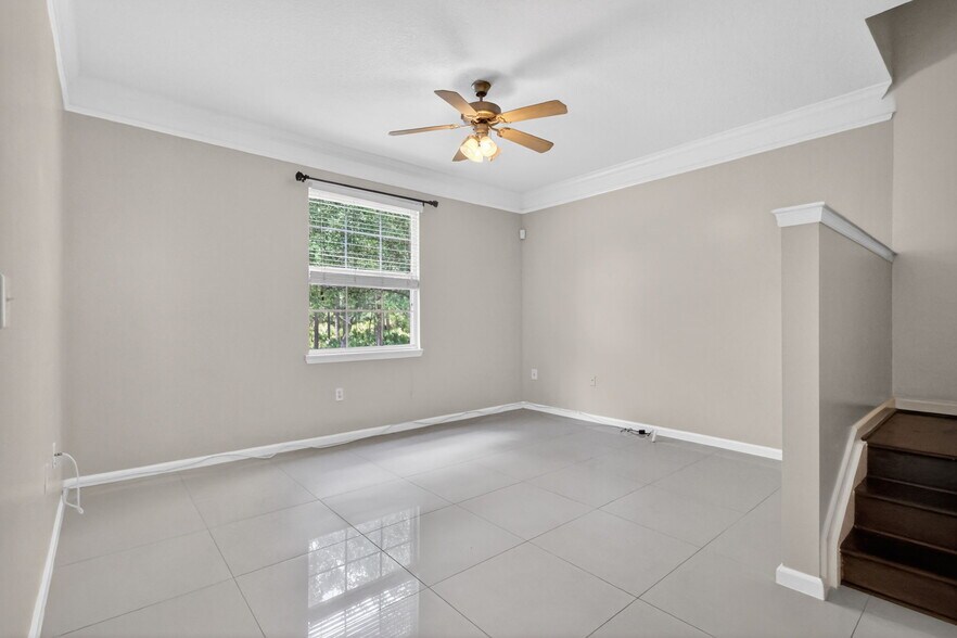 Building Photo - 175 Galicia Way