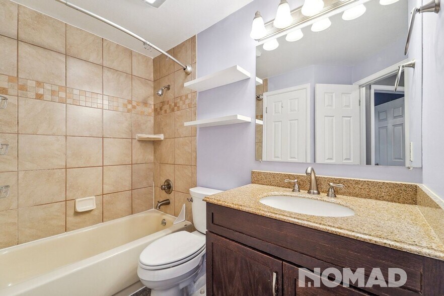 Building Photo - 3206 Crockett St