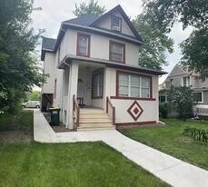 Building Photo - 240 Sawyer Ave