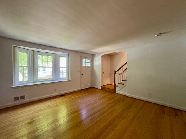 Building Photo - Charming 3 Bedroom/1 Bathroom Townhome in Rodgers Forge Neighborhood, MD!