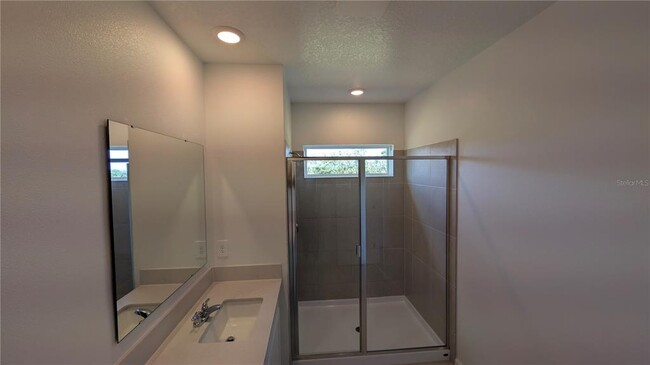 Building Photo - 3094 Chantilly Dr