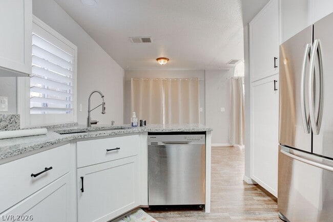 Building Photo - 7044 Morales Cir