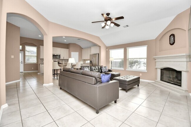 Building Photo - 7 Tidwilow Pl