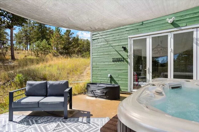 Building Photo - 6186 Sunshine Canyon Dr