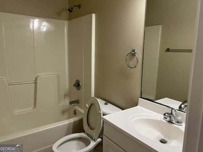 Building Photo - 388 New Point Peter Rd