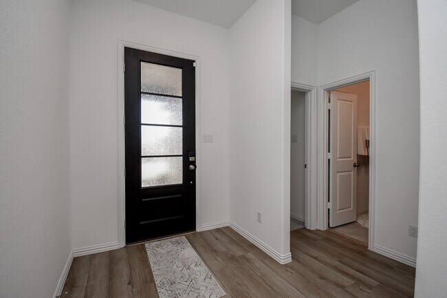 Building Photo - 31438 Vineyard Creek Dr