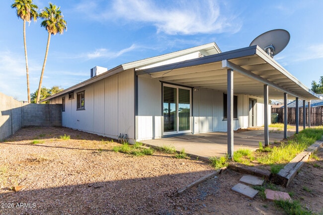 Building Photo - 4902 W Joyce Cir