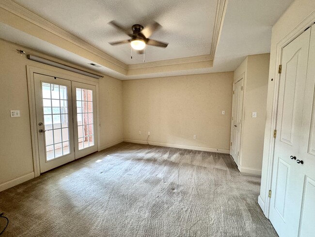 Building Photo - 88 St Annes Ct