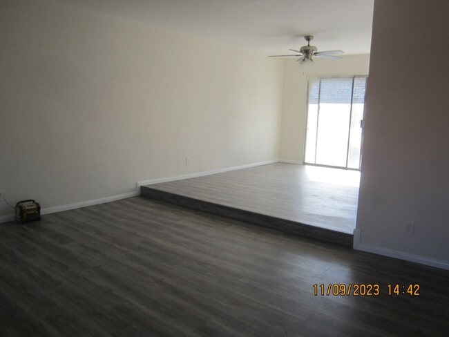 Building Photo - Completely Remodeled 3 Bedroom/2 Bath Near Galleria