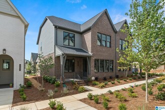 Building Photo - 1801 Rivo Ln