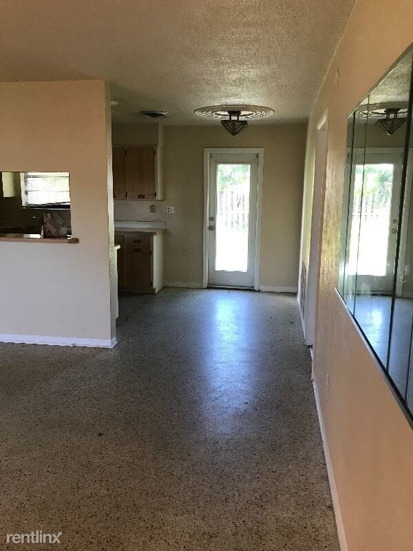 Building Photo - 3 br, 2 bath House - 3 Carter Terrace