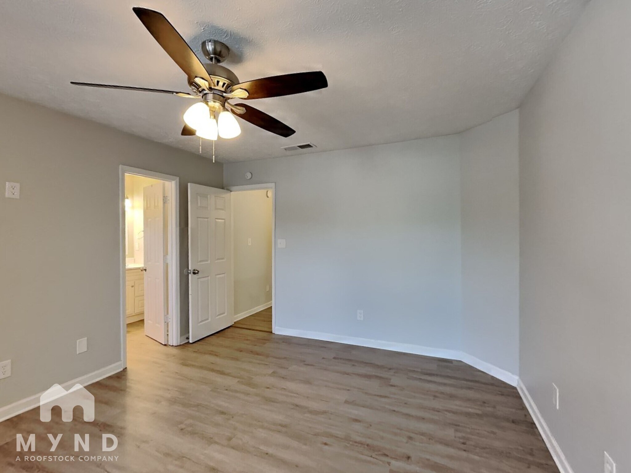 Building Photo - 545 Haymarket Ct