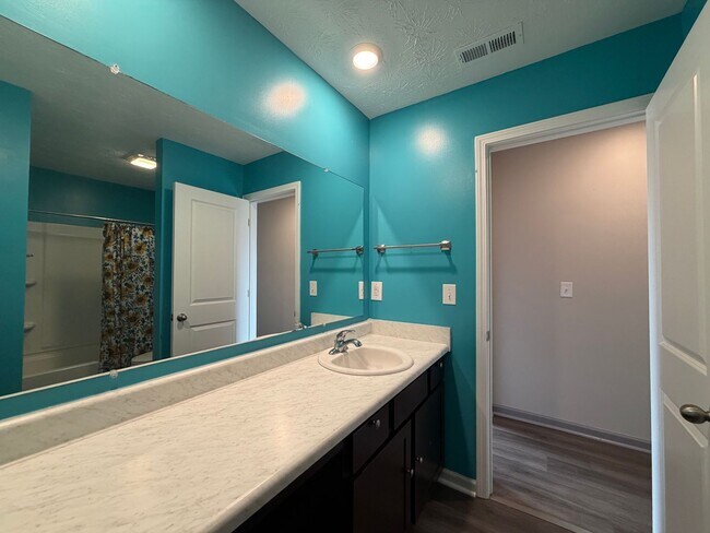 Building Photo - Newly Built 4-Bedroom Home for Rent in Old Heritage Neighborhood – Shelbyville, KY