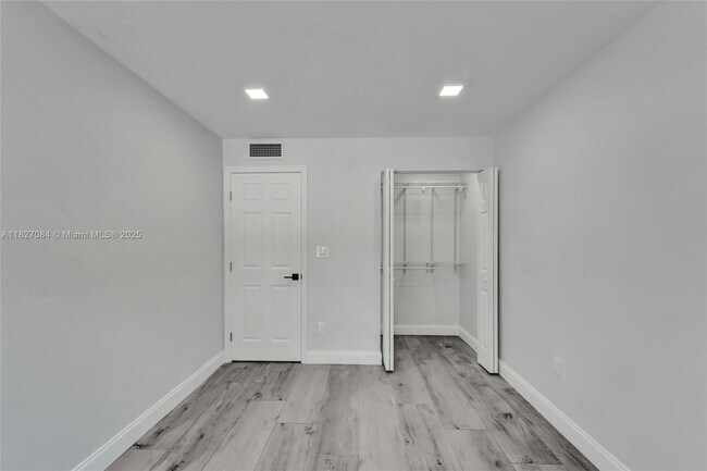 Building Photo - 7751 SW 102nd Pl