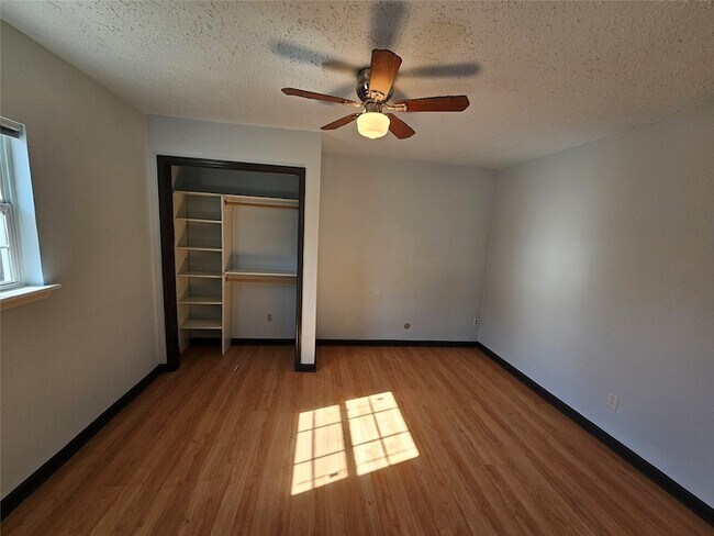 Building Photo - 8319 Wind Veil Dr