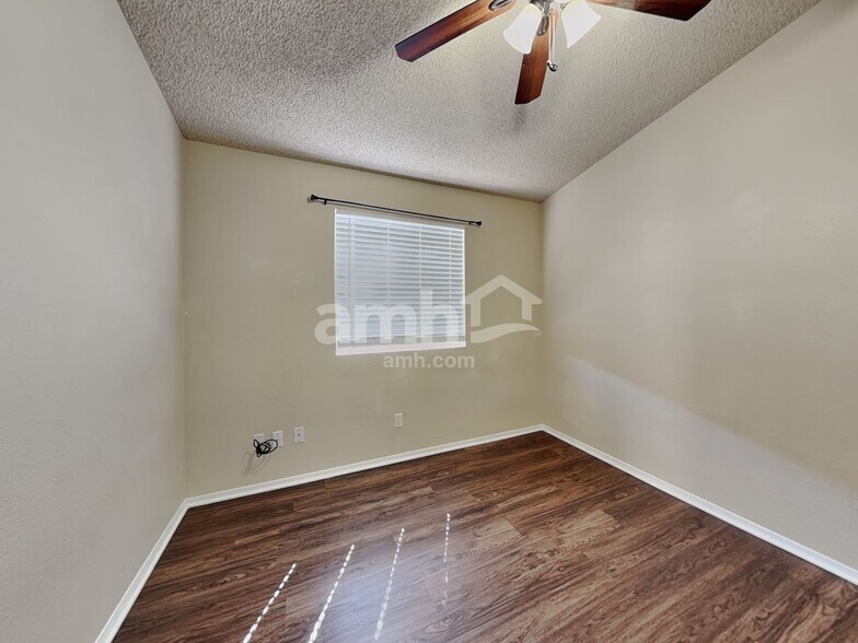 Building Photo - 6302 W Puget Ave