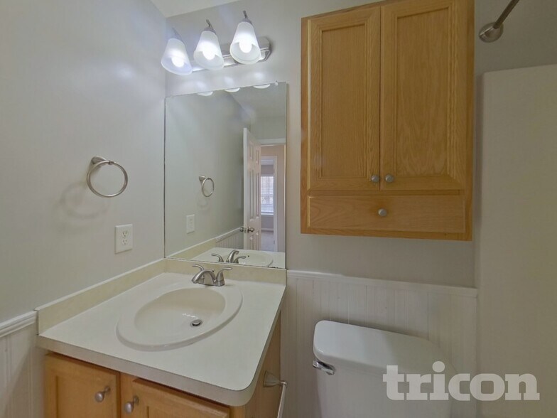 Building Photo - 114 Prescott Ct