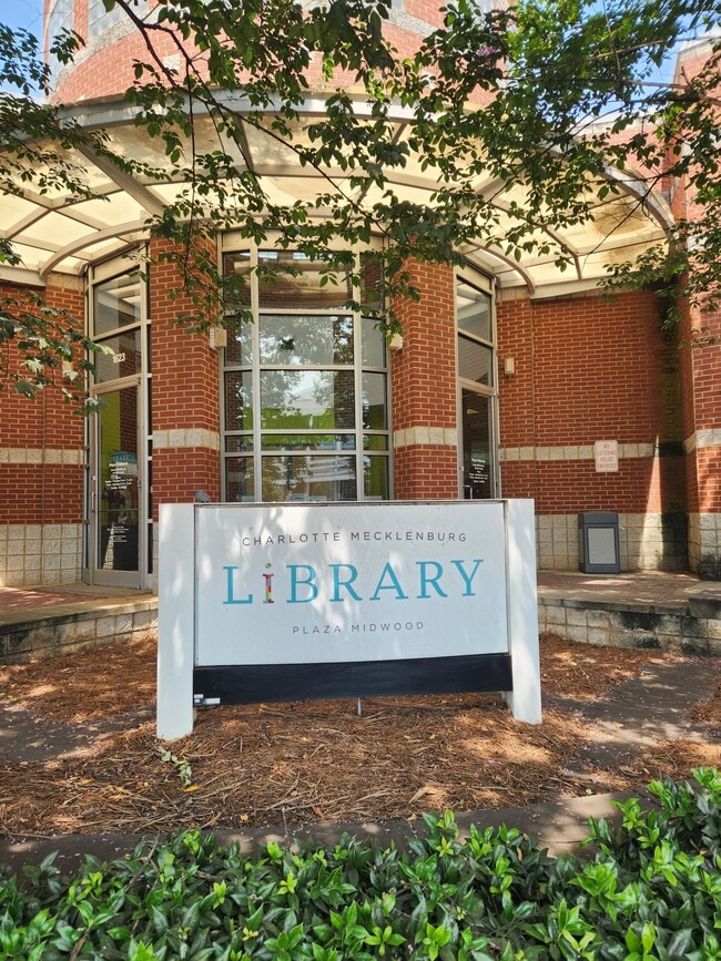 Building Photo - 1415 Hamorton Pl