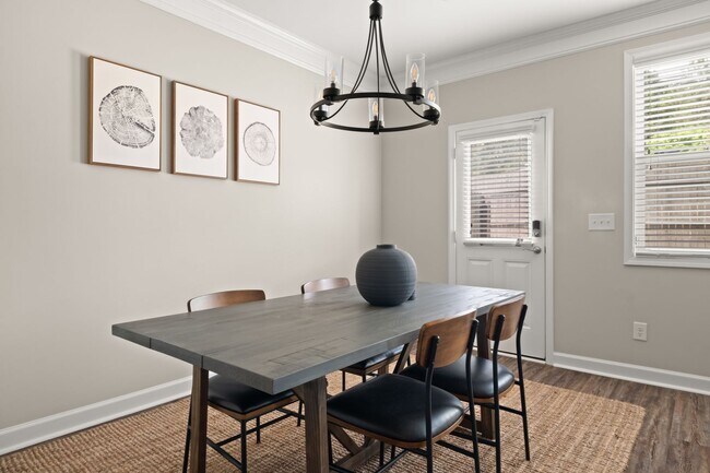 Building Photo - 3604 Silvery Wy