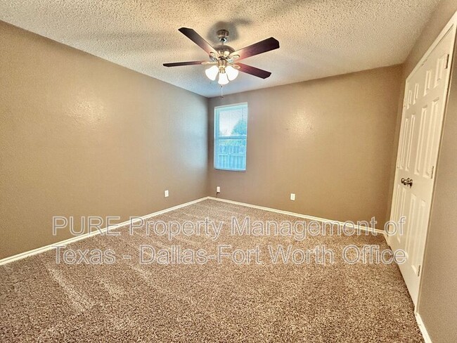 Building Photo - 1412 Sunflower Ct