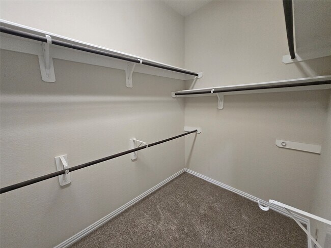 Building Photo - 9126 Monarch Field Ln