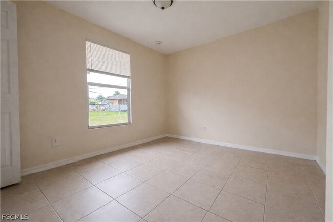 Building Photo - 3417 South St