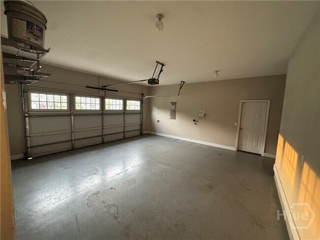 Building Photo - 139 Tahoe Dr