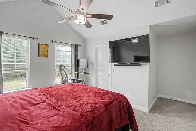 Building Photo - 1223 Cypress Fall Cir