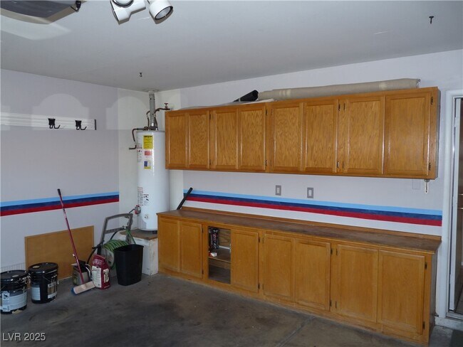 Building Photo - 912 Crowfoot