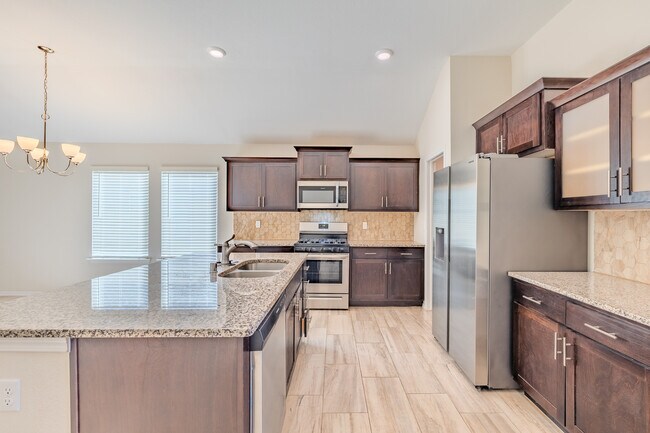 Building Photo - 1040 Indigo Sky St