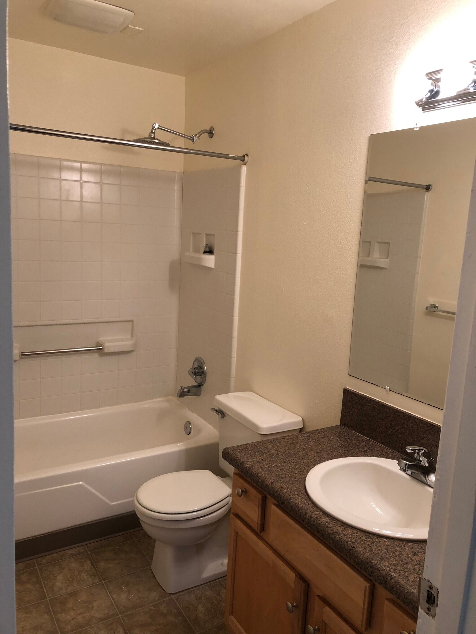 bathroom - 3111 Southeast Belmont Street