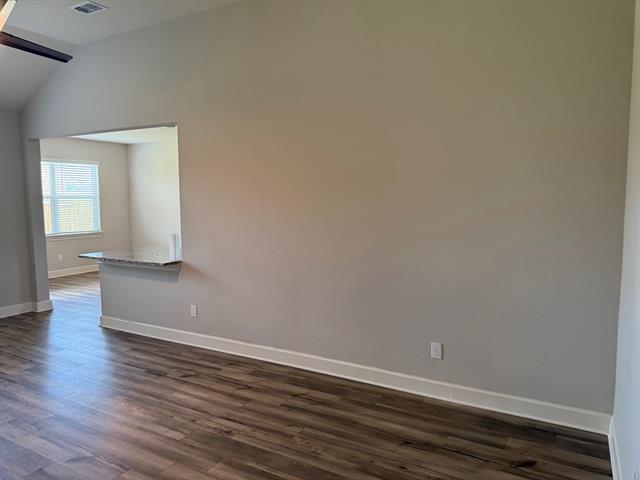 Building Photo - 812 Emerson Dr