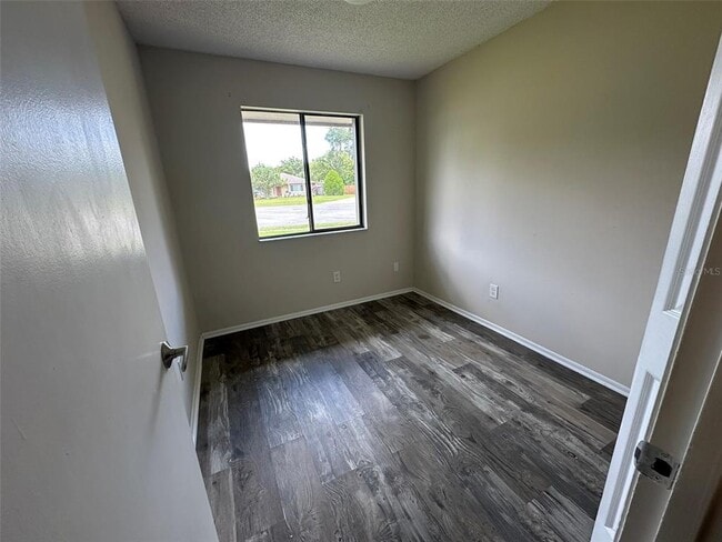 Building Photo - 804 Van Ness Cir