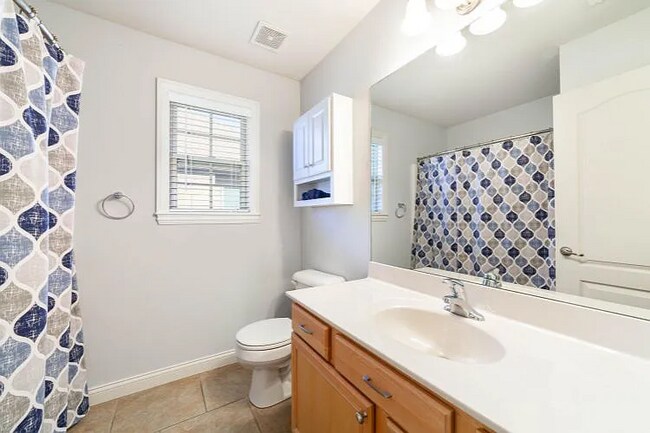 Building Photo - 4400 Orrine St