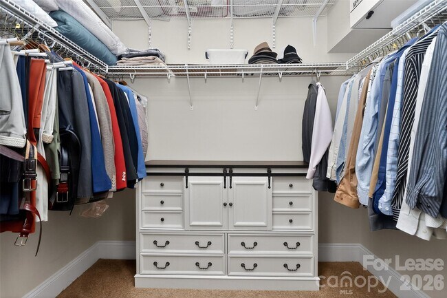 Building Photo - 4620 Piedmont Row Dr