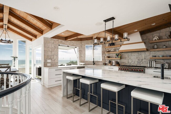 Building Photo - 1044 Waterbury Ln